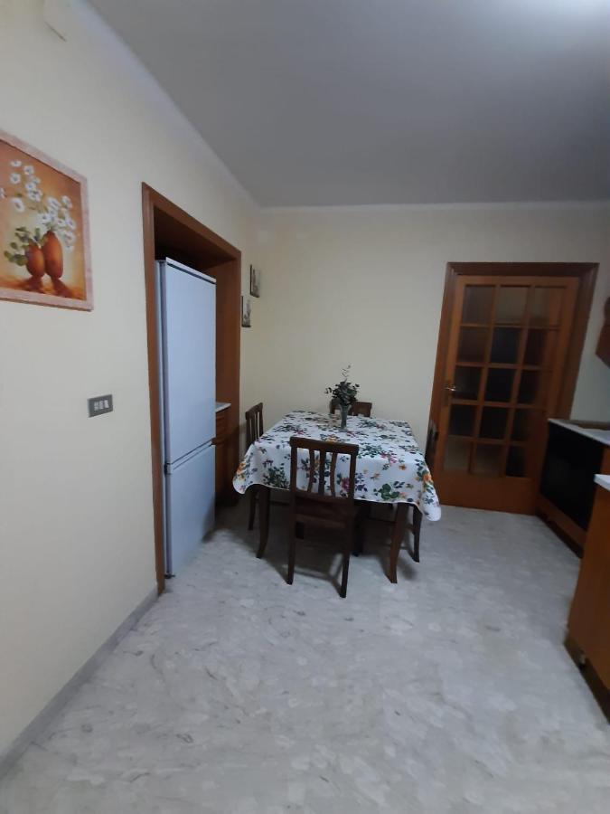 Holiday House Nel Cuore Di Bari Exterior foto